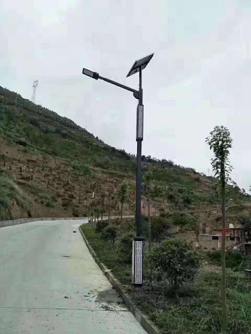 襄州区仿古太阳能路灯